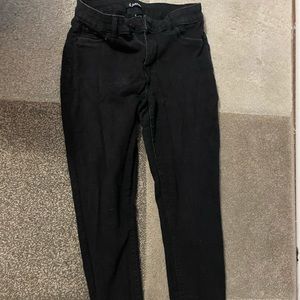 Black skinny jeans